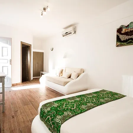 إليوفاسيليما سانتوريني