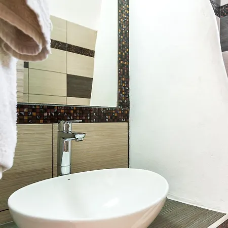 إليوفاسيليما سانتوريني Akrotírion