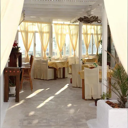 فندق إليوفاسيليما سانتوريني Akrotírion