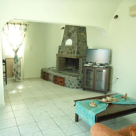 فندق إليوفاسيليما سانتوريني 3*