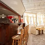 Iliovasilema Santorini Hotel