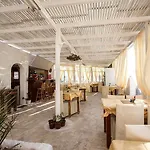 Iliovasilema Santorini Hotel 3*