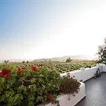 Iliovasilema Santorini Hotel
