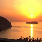 Iliovasilema Santorini 3* Ακρωτήρι