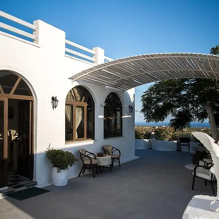 Iliovasilema Santorini 3* Akrotírion