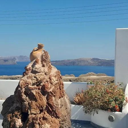 Iliovasilema Santorini 3* Akrotiri (Santorini)