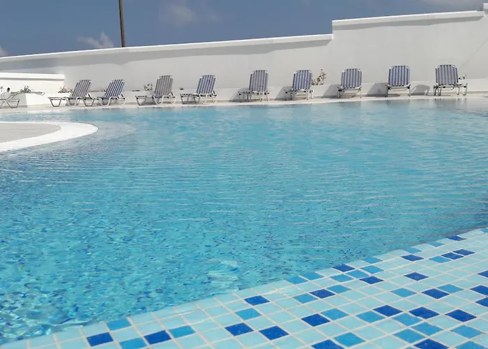 Iliovasilema Santorini Ακρωτήρι