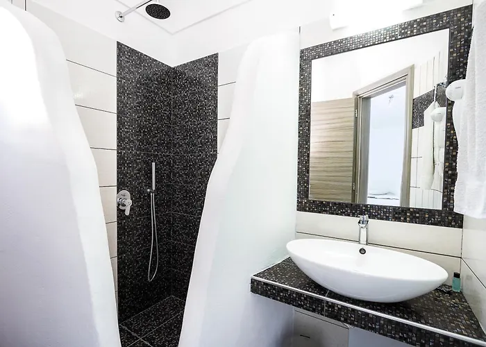 Iliovasilema Santorini 3*