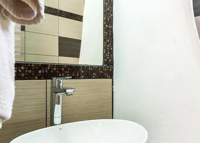 Iliovasilema Santorini Ακρωτήρι