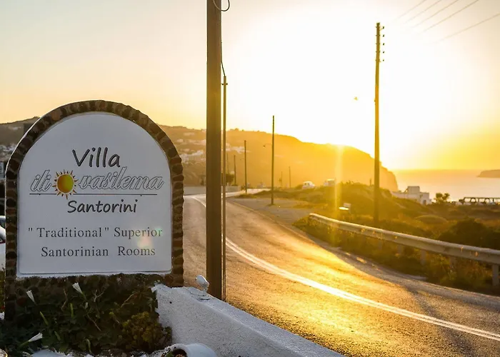 Iliovasilema Santorini Ακρωτήρι