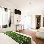 Iliovasilema Santorini Отель Акротири
