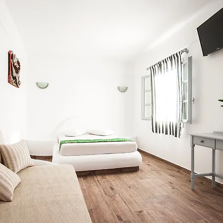 Hotel Iliovasilema Santorini