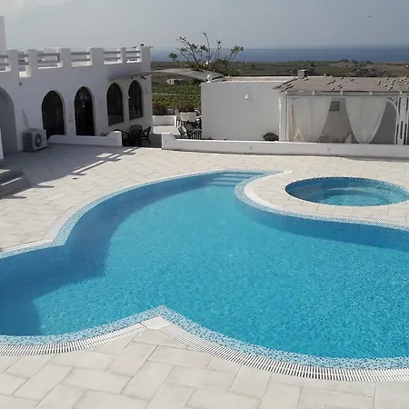 Iliovasilema Santorini Hotell